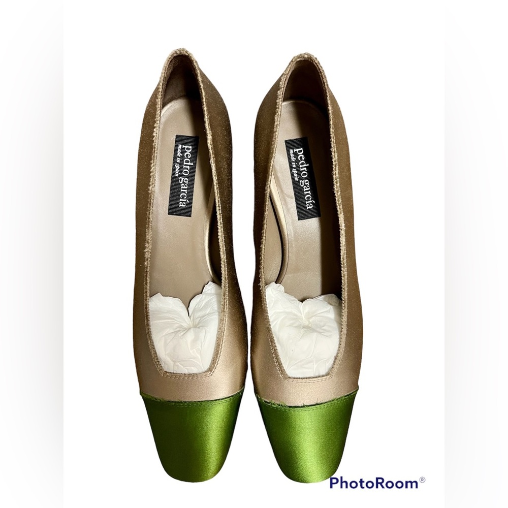 Pedro Garcia Eladia Colorblock Round Toe Cap Satin Block Heels 10(40)